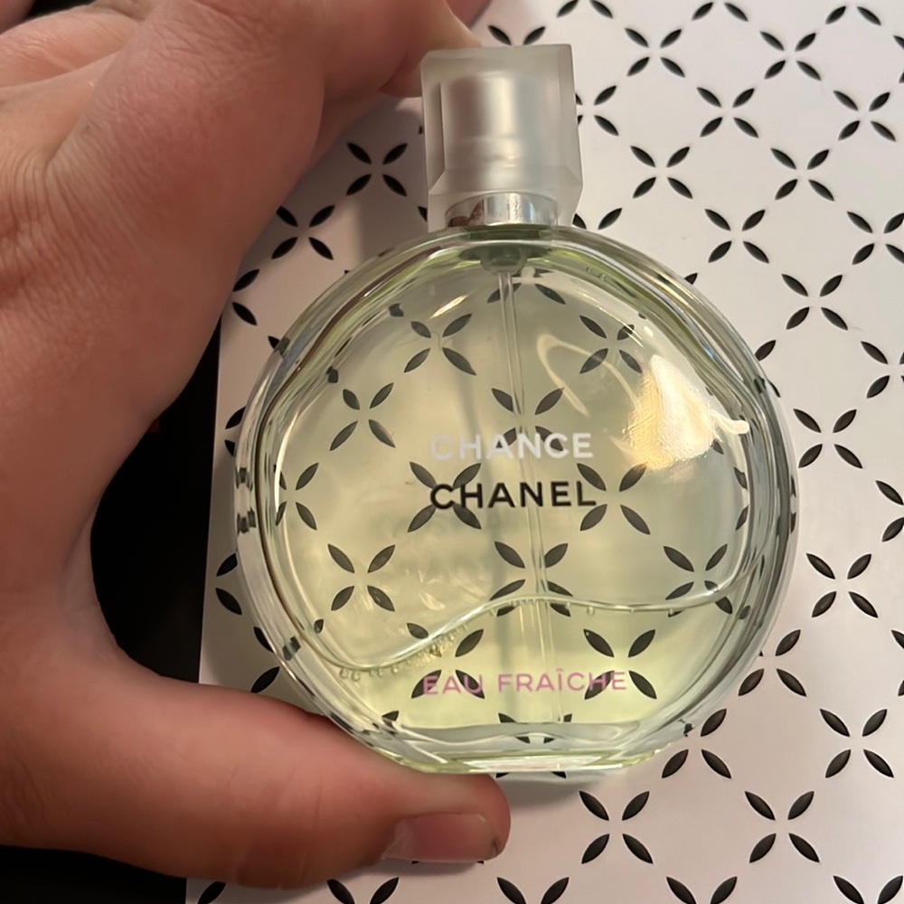 CHANEL CHANCE perfume